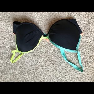 bikini top size 34D, excellent condition!!